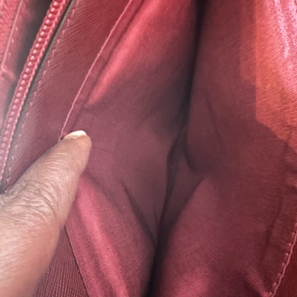 Burberry Tote - Picture 8 of 9